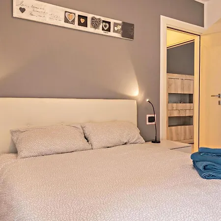 Apartment Ormeggio Maggiore *